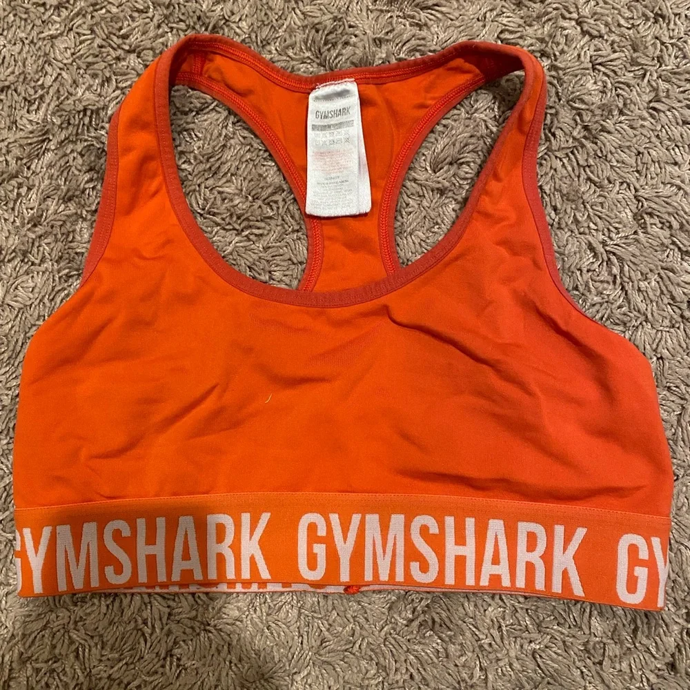 GYMSHARK - Picture 1 of 3